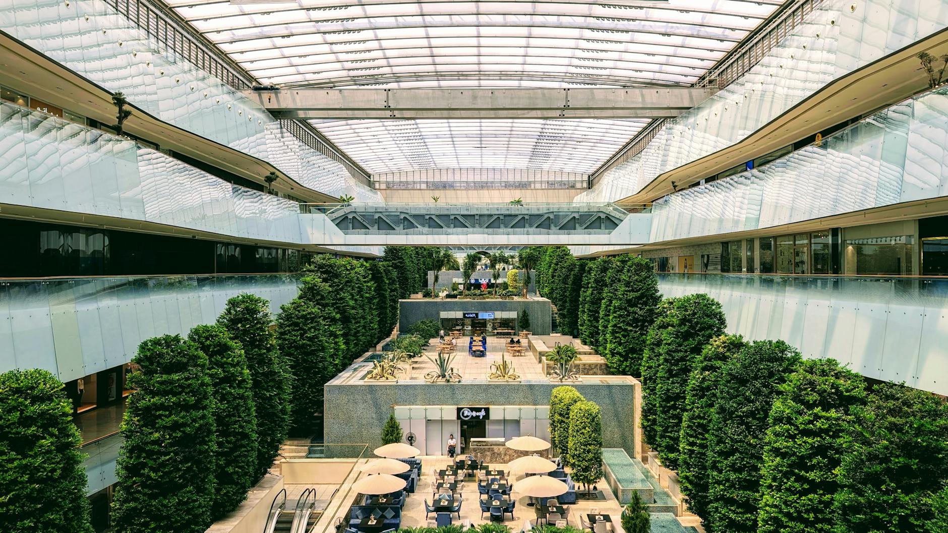 Senayan Plaza shopping and modern Jakarta district