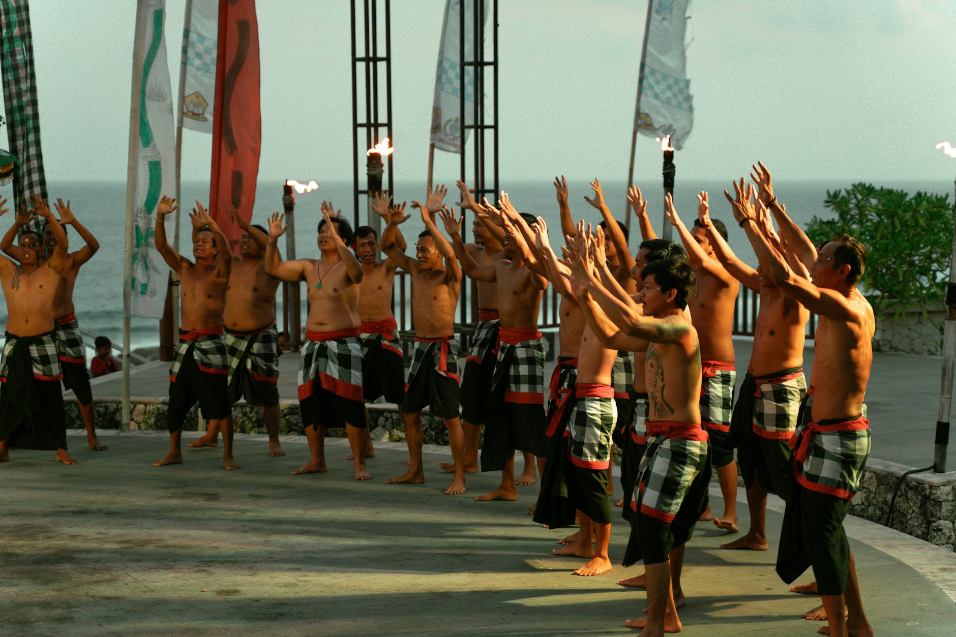 Indonesian traditional cultural dance performance