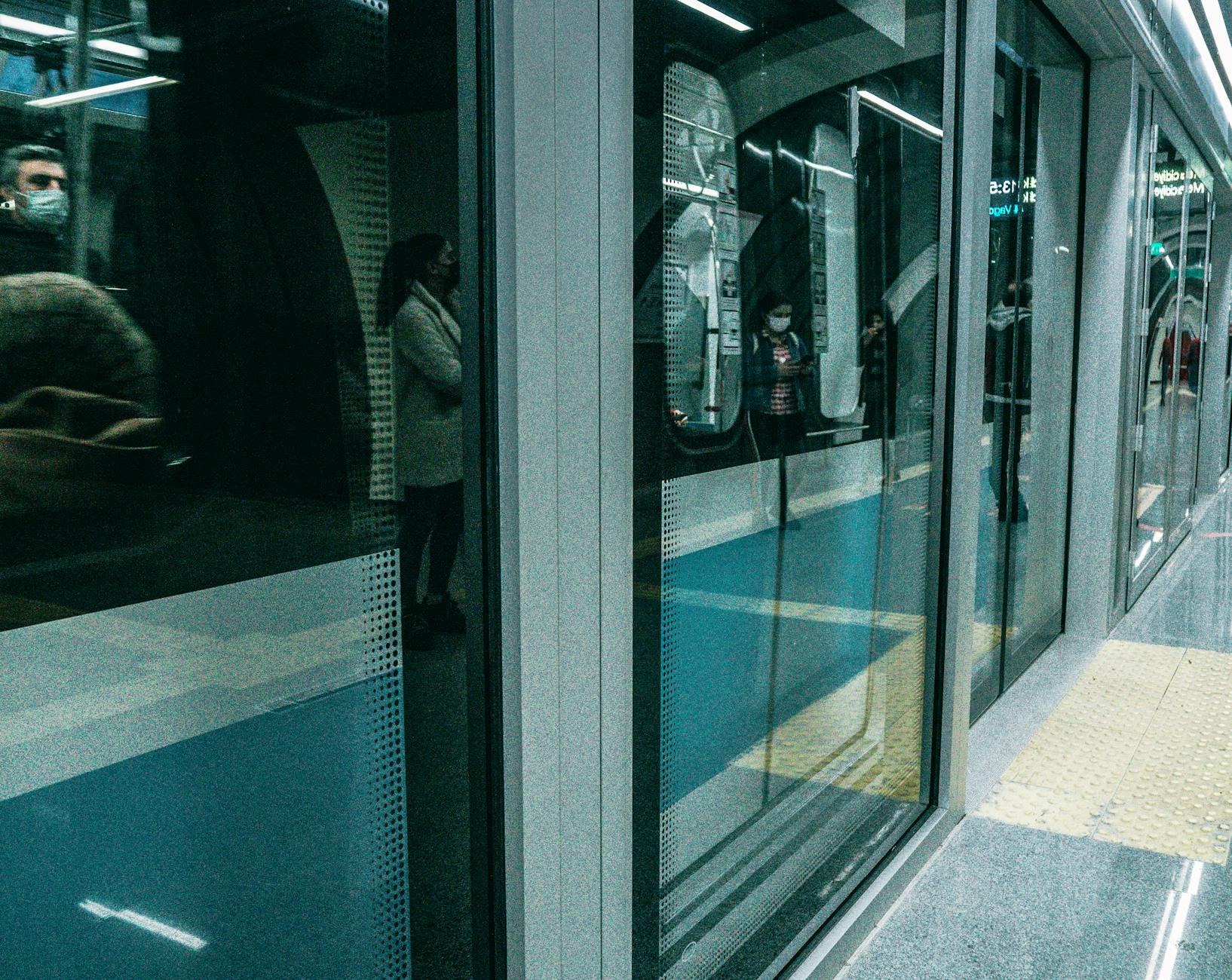 Modern MRT station platform for getting around Jakarta efficiently