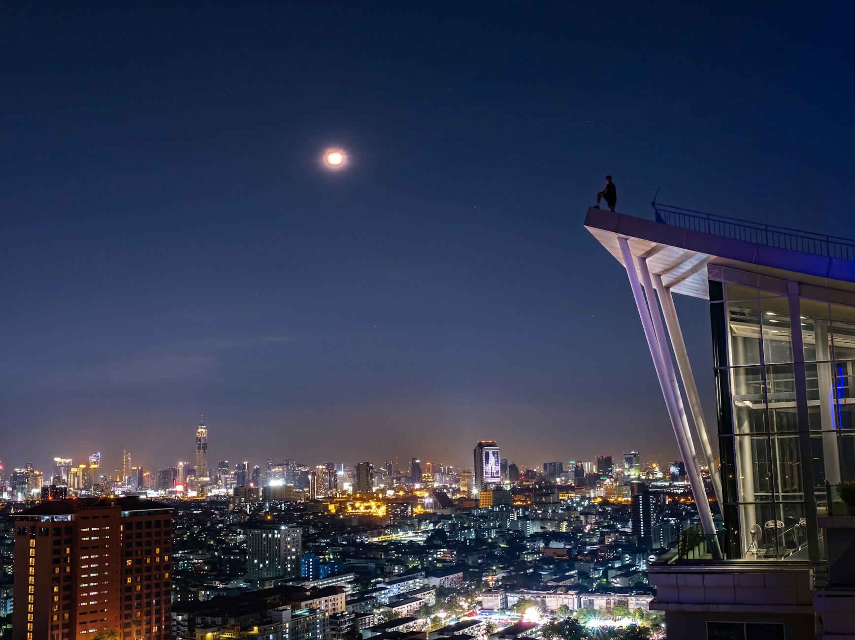 Jakarta Nightlife Guide: Best Bars, Clubs & Entertainment