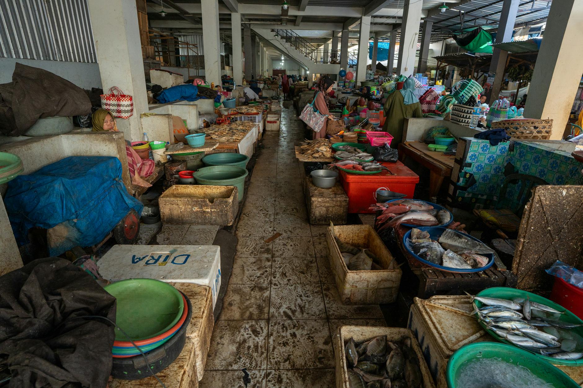 Indonesian fish market with fresh seafood on ice