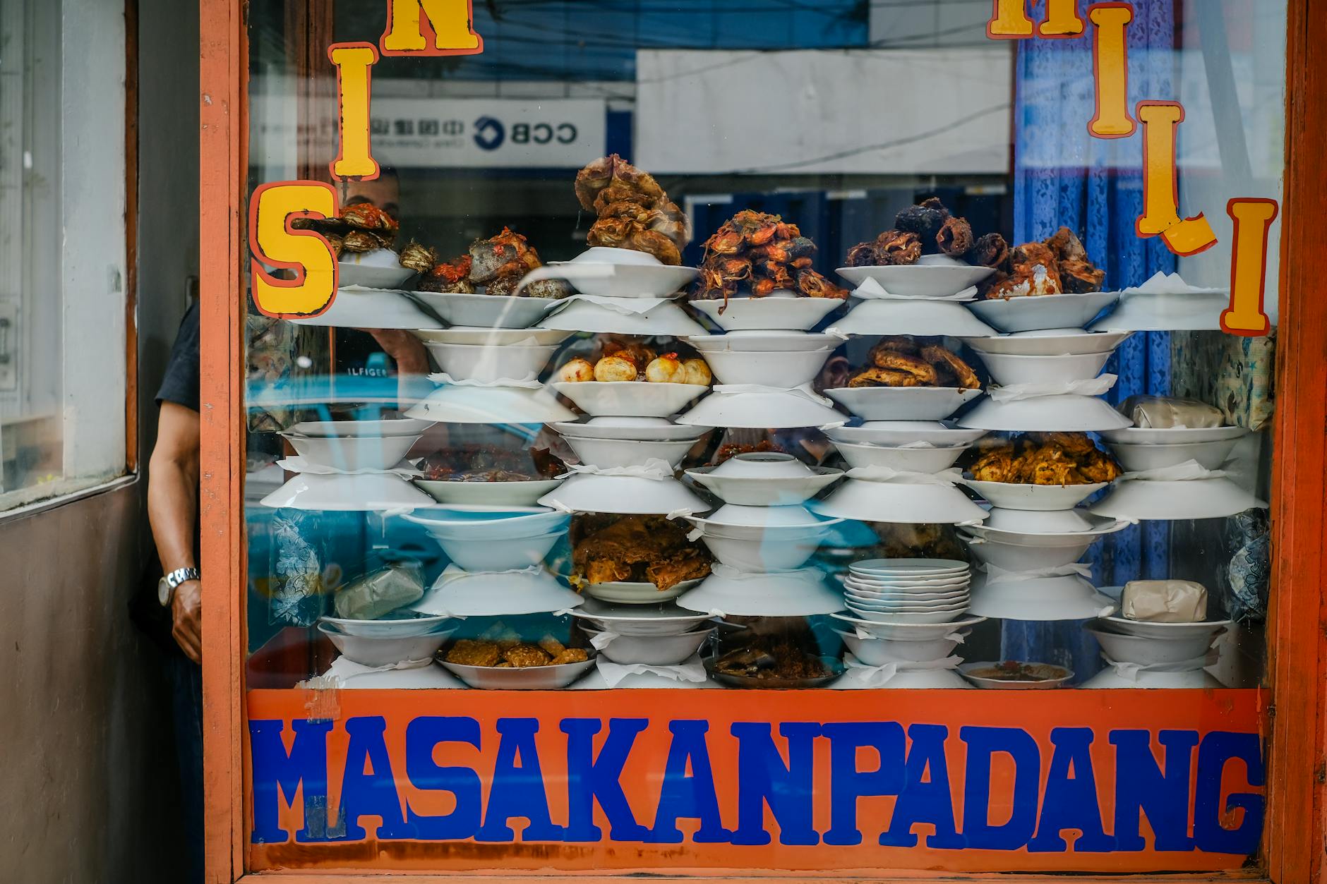 Cheap Eats in Jakarta: Best Meals Under 50,000 IDR
