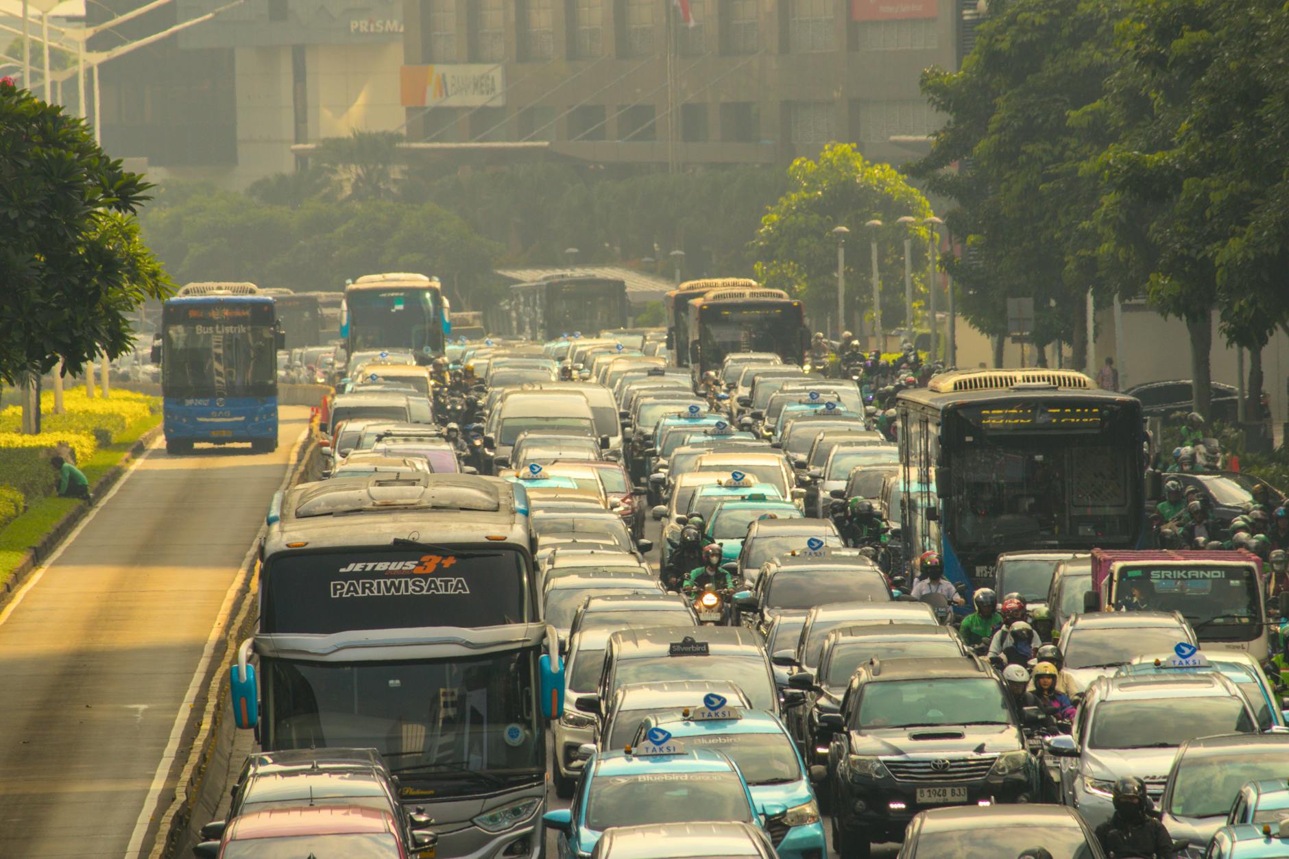 Jakarta traffic congestion