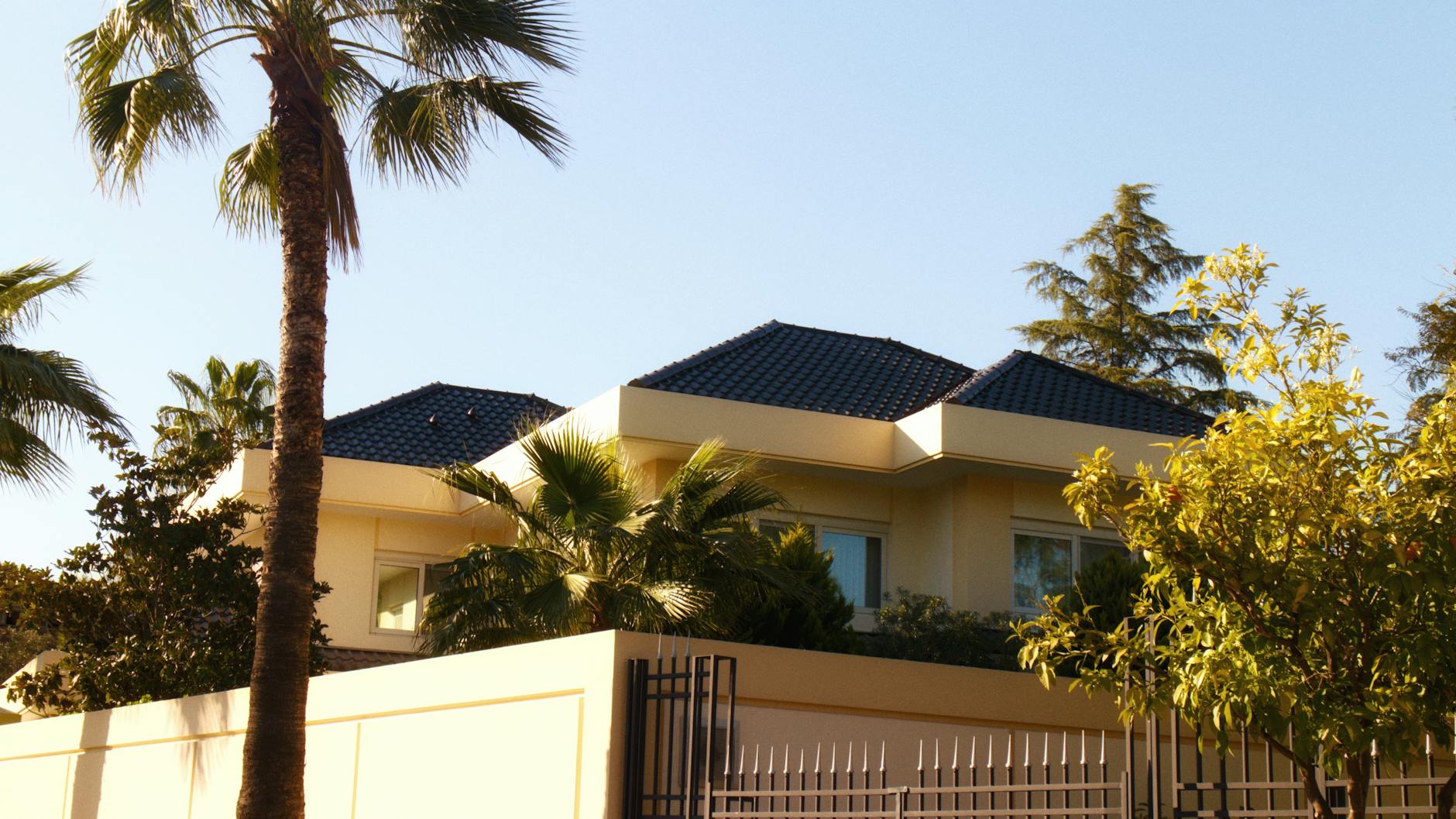 Menteng Jakarta colonial garden suburb residences