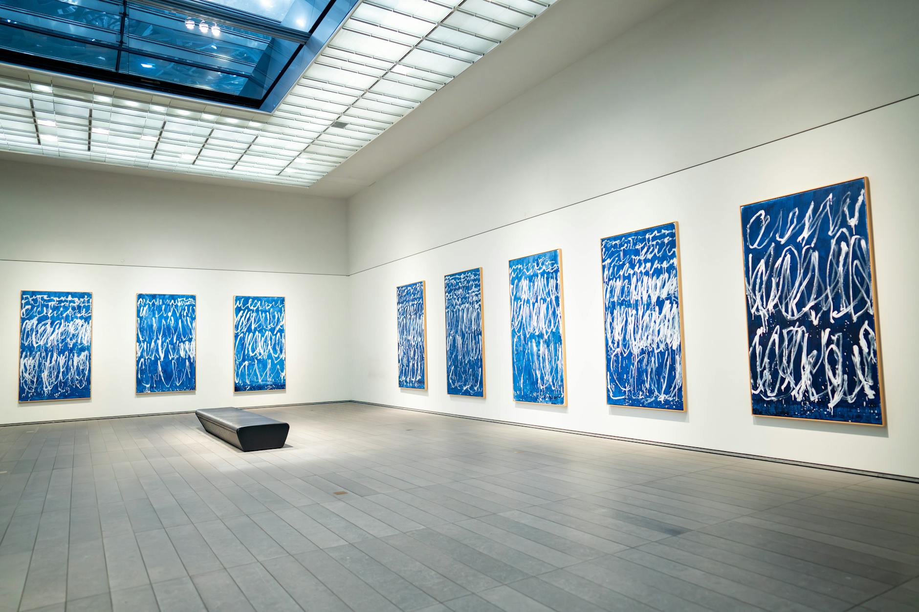 Modern contemporary art museum interior architecture white walls