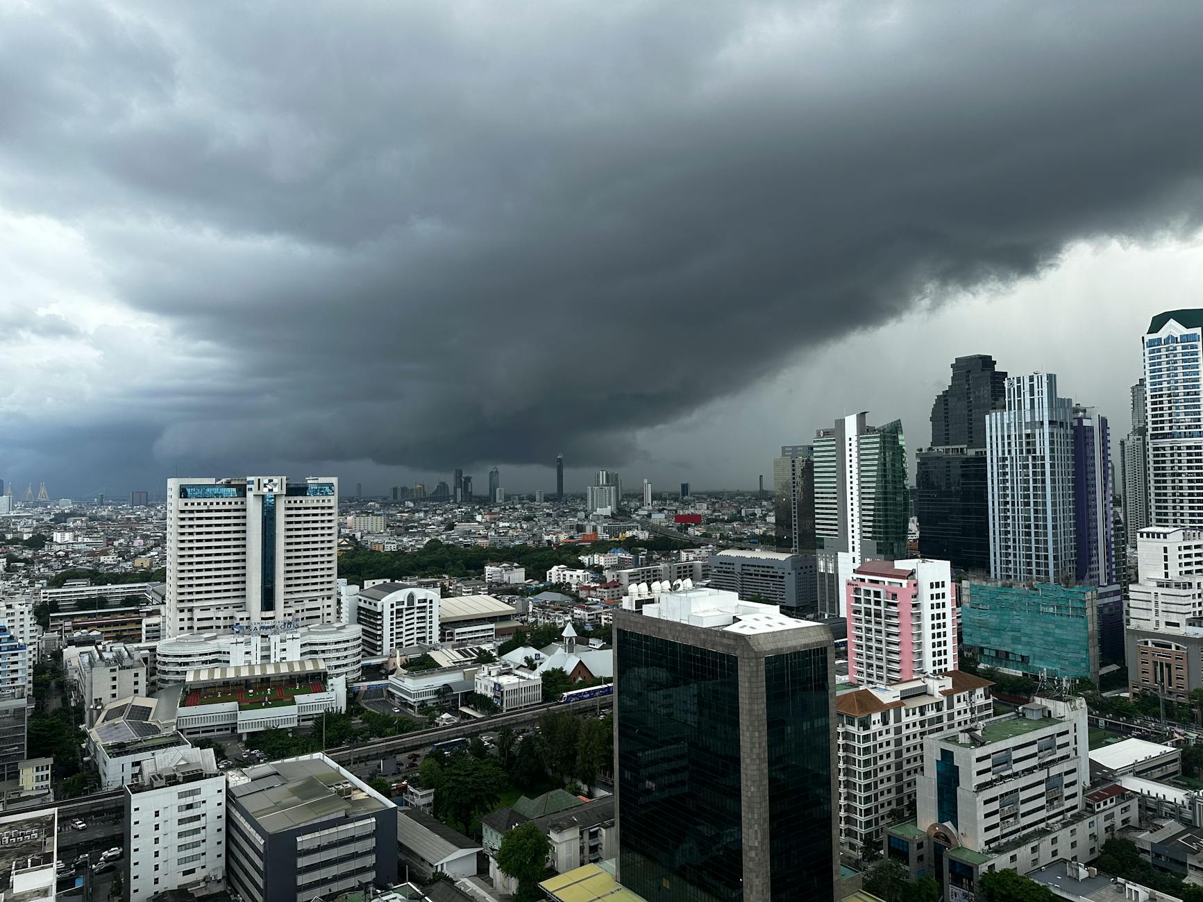 Jakarta tropical thunderstorm rainy season weather